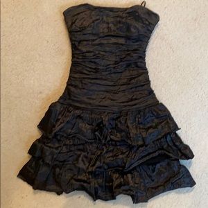 Nicole Miller Ruched black dress 6